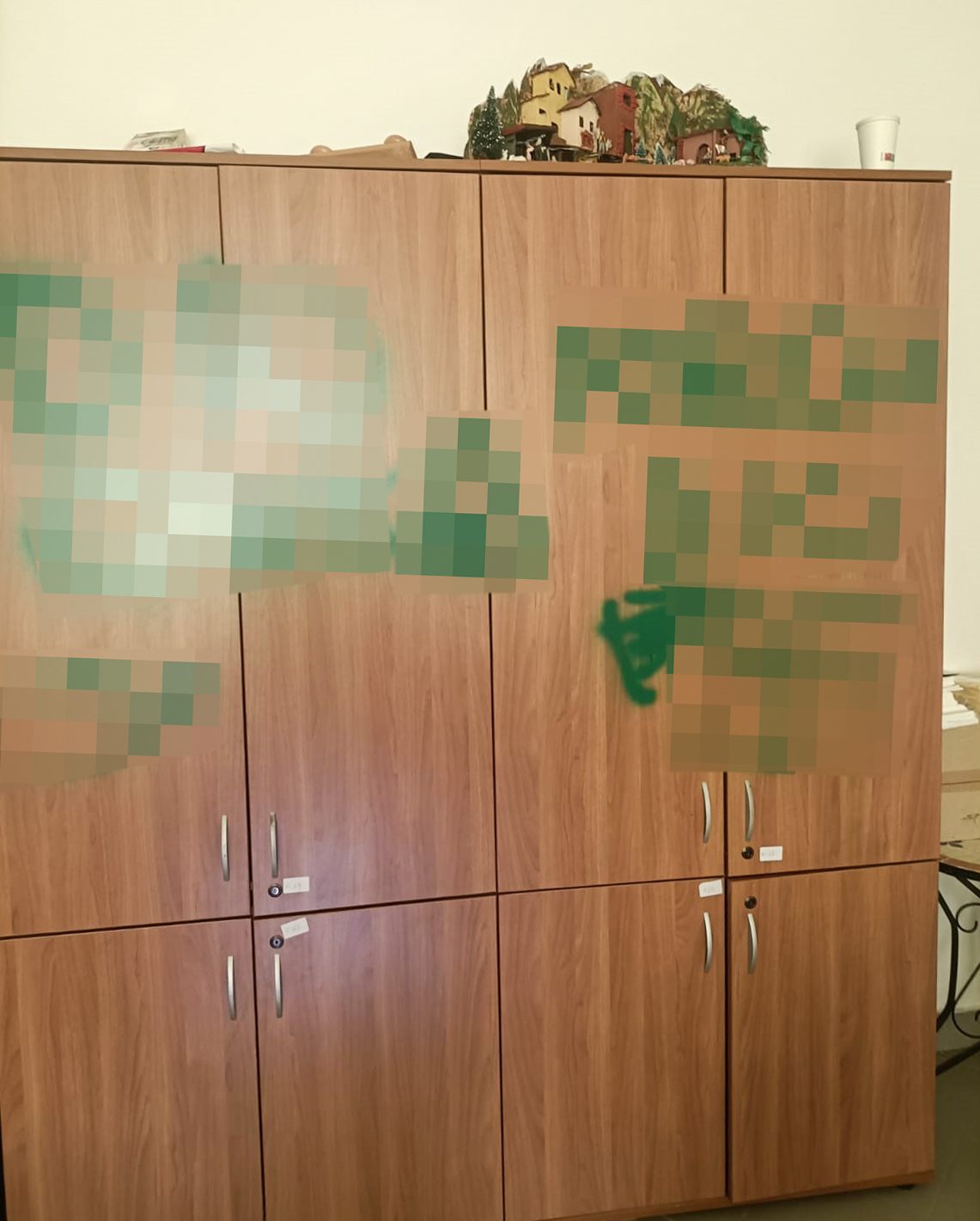 Cisterna di Latina denunciati minorenni vandalismo